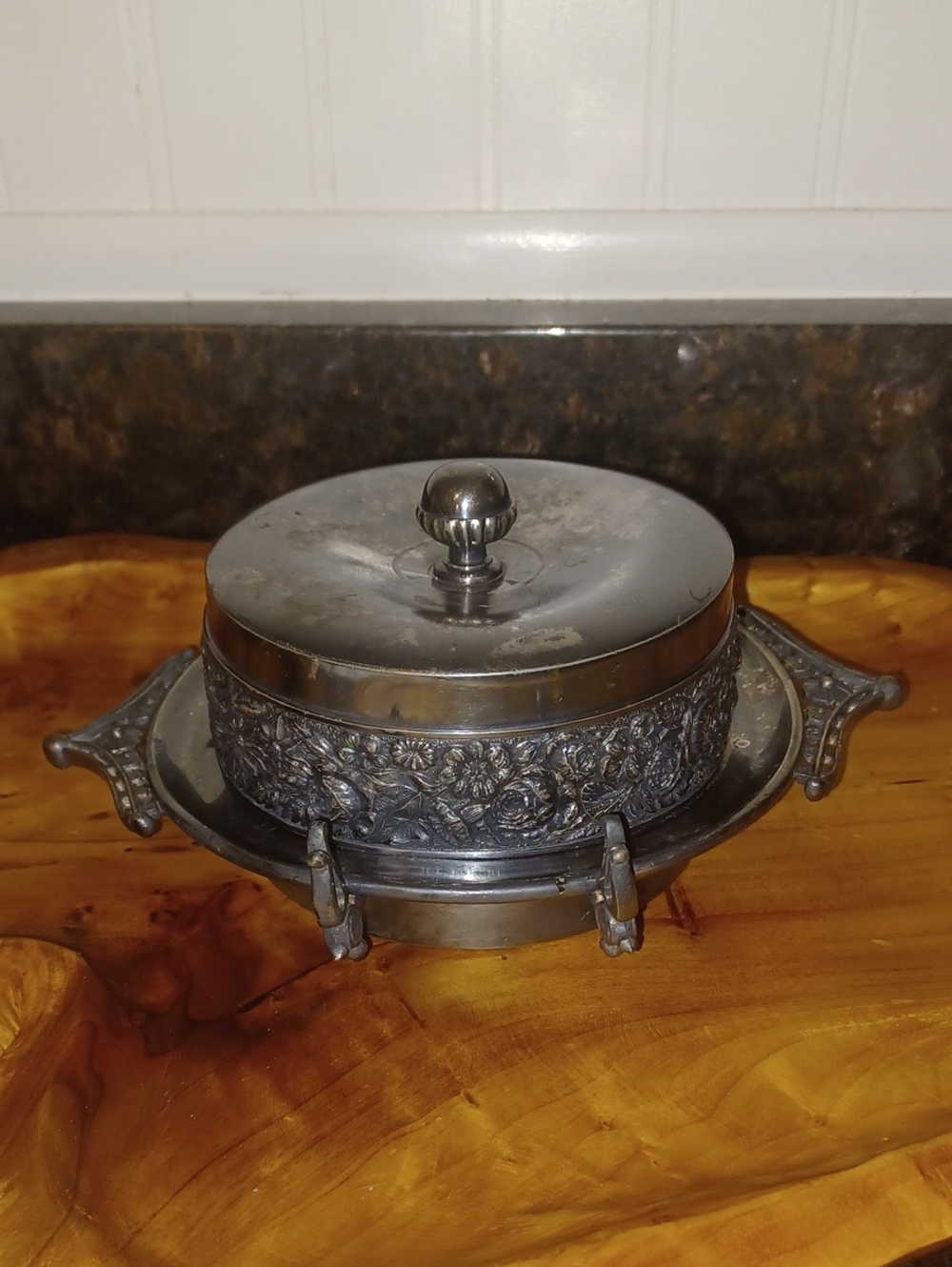 Antique Victorian Acme Silver Co Toronto Quadruple Plate Butter Dish No 22